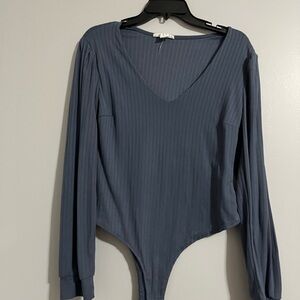Charlotte Russe Ribbed Gray Long Sleeve Bodysuit
